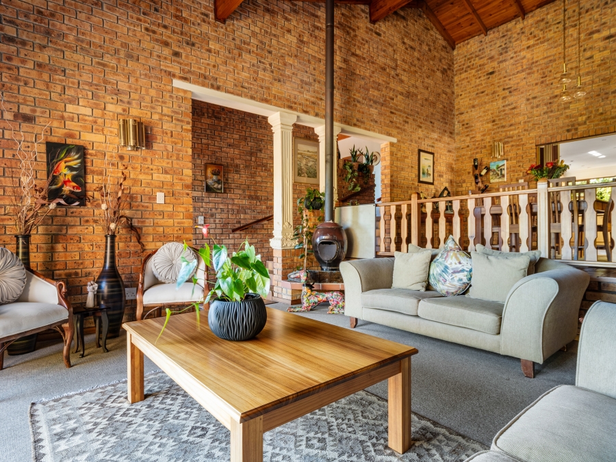 6 Bedroom Property for Sale in The Village Western Cape